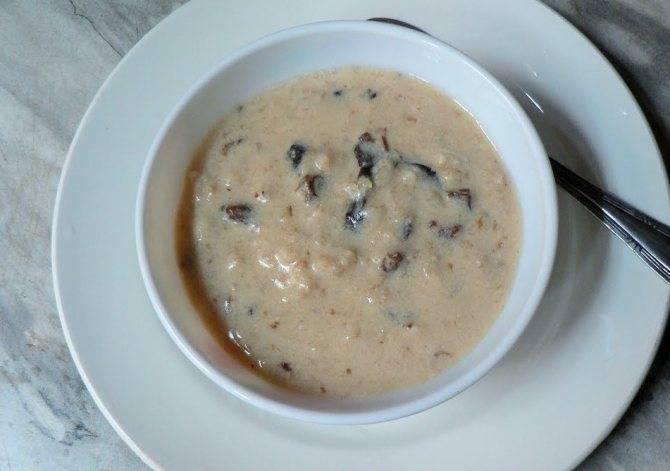 Чернослив для грудничка: компот от запора, отвар и пюре для прикорма ребенка