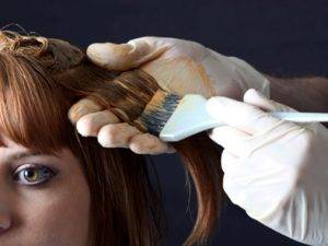 Можно ли красить волосы при грудном вскармливании: вредно ли окрашивание маме?