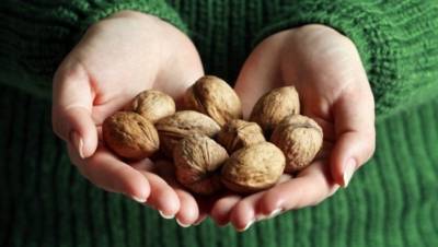 Орехи при беременности – польза и вред: можно ли есть грецкий, бразильский, мускатный и другие?