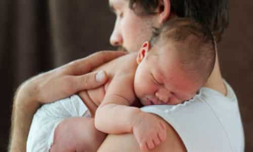 Пилороспазм у новорожденных: симптоматика, диагностика и лечение у детей, отличие от пилоростеноза