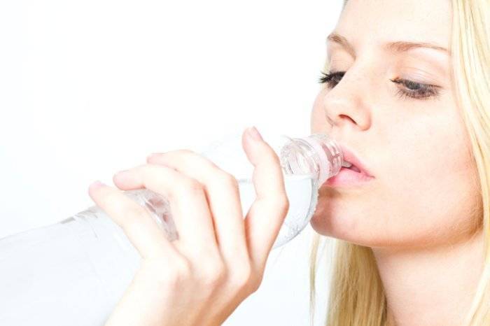 Мало молока у кормящей матери ????: что делать, чтобы было больше, что нужно кушать?