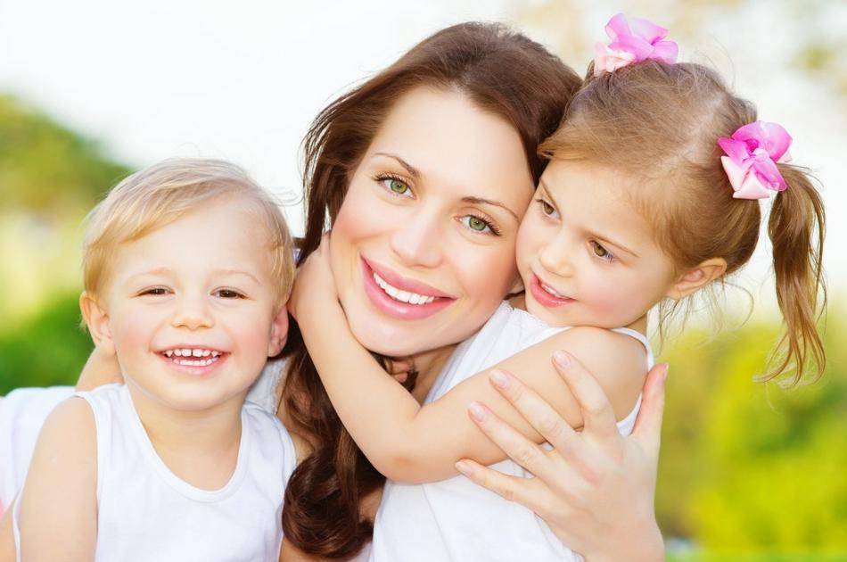 Дети-погодки: трудности и проблемы, как справиться одной, рожать или нет?