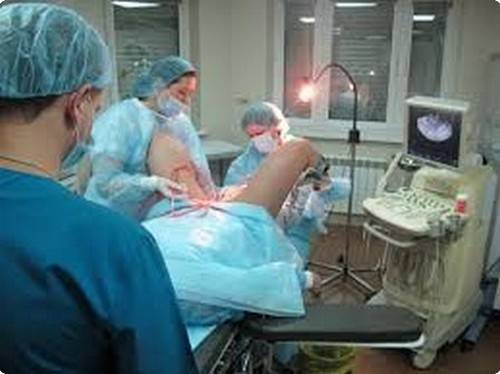 Хетчинг эмбрионов: что это такое, для чего проводится, возможны ли осложнения?