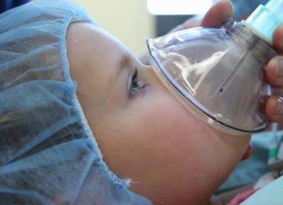 Удаление аденоидов у детей под общим и местным наркозом - как проходит операция (видео)?