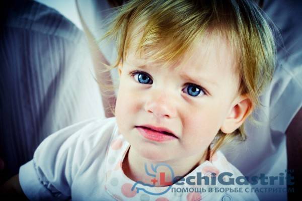Остановился желудок у ребенка, появилась рвота: что делать, как запустить пищеварение?