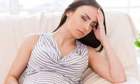 Кислота во рту при беременности: почему возникает неприятный привкус на ранних сроках, что делать?