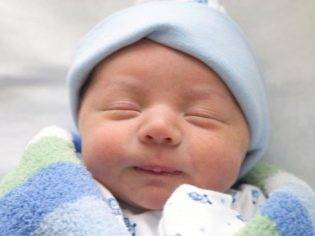 Гормональная сыпь у новорожденных: фото трехнедельных неонатальных прыщиков у детей