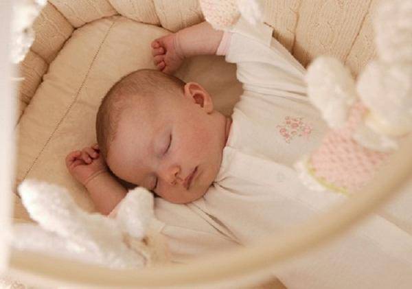 Как отучить ребенка от укачивания на руках и уложить засыпать самостоятельно?