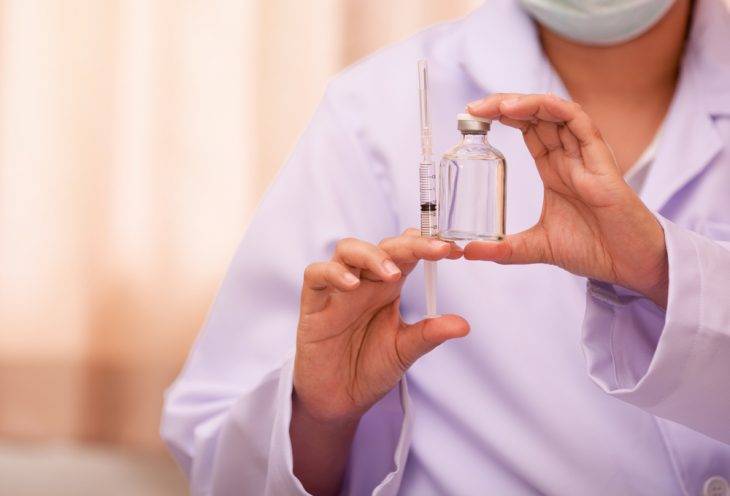 Ребенка укусила собака: что делать в домашних условиях, нужна ли прививка от столбняка?