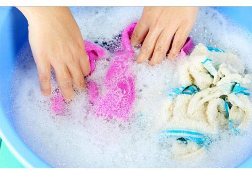 Чем стирать детские вещи для новорожденных в стиральной машине?