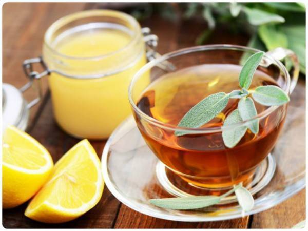 Ребенок постоянно кхыкает горлом - что делать с покашливаниями без признаков простуды?