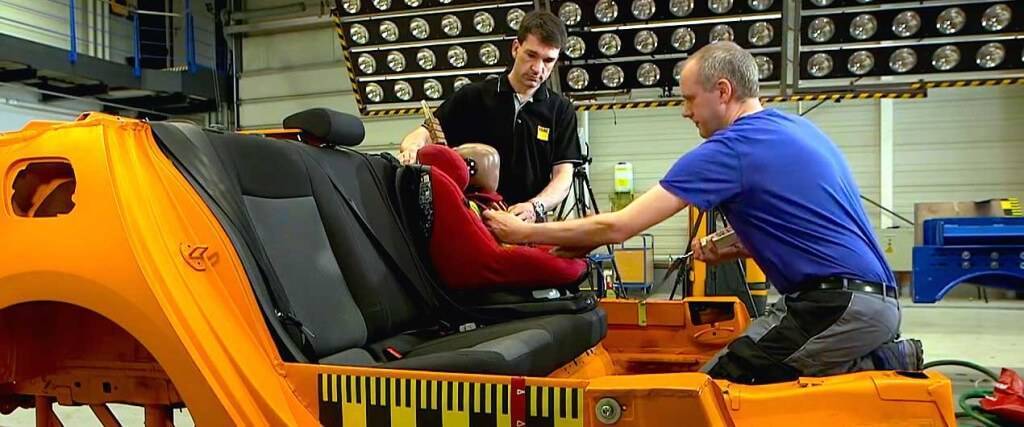 Как выбрать автокресло для детей до 36 кг: обзор и рейтинг 5 лучших моделей