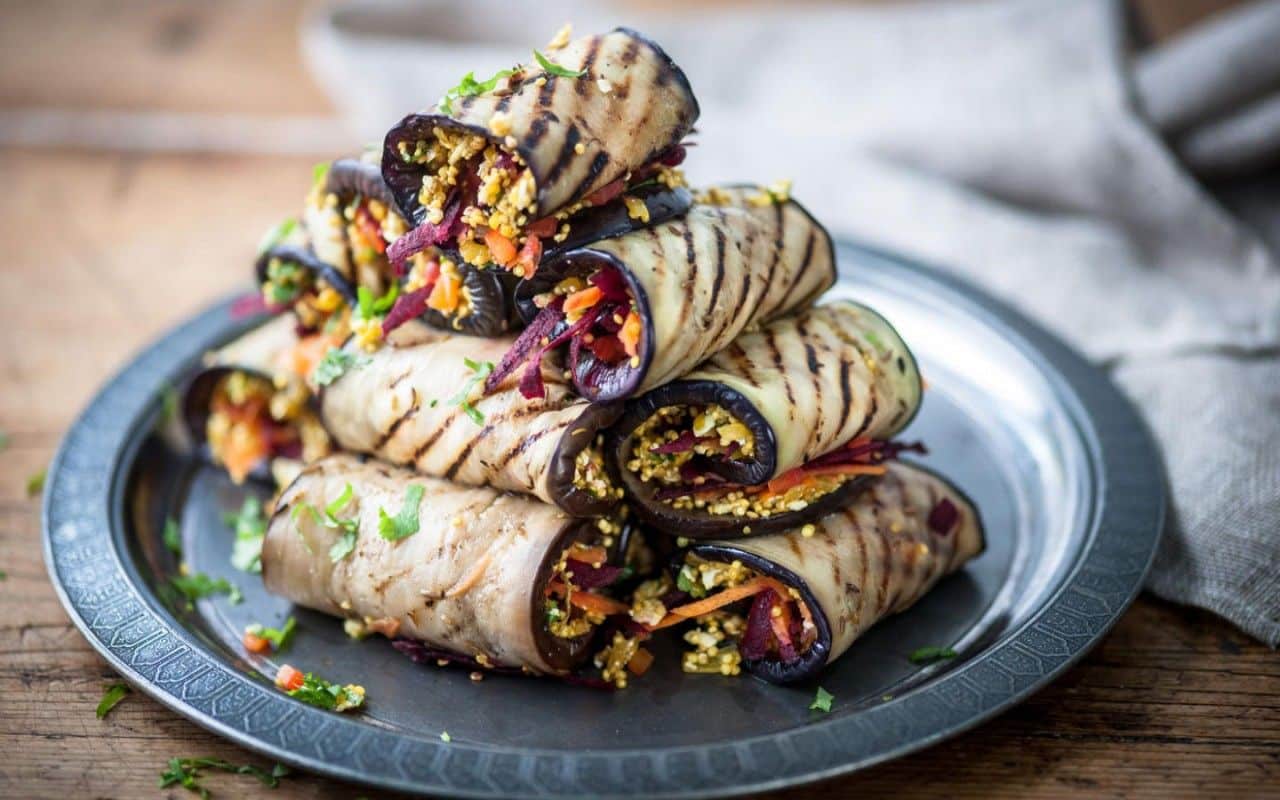 Баклажаны при грудном вскармливании: можно ли кормящей маме есть "синенькие"?