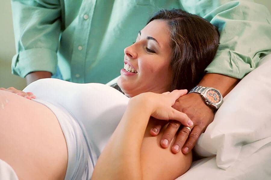 Касторка для стимуляции родов: сколько масла надо выпить, чтобы вызвать схватки?