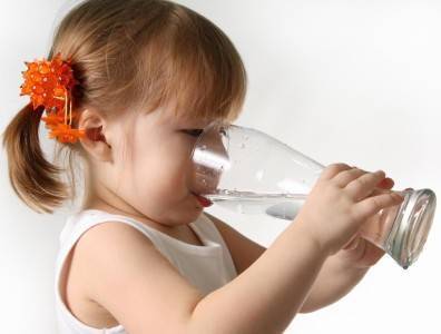 Ураты в моче у ребенка: причины появления кристаллов солей и диета при уратурии