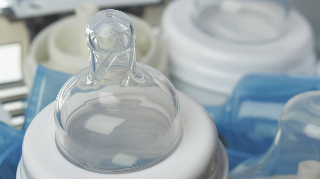 Какие пустышки для новорожденных лучше, какую соску выбрать: рейтинг с фото