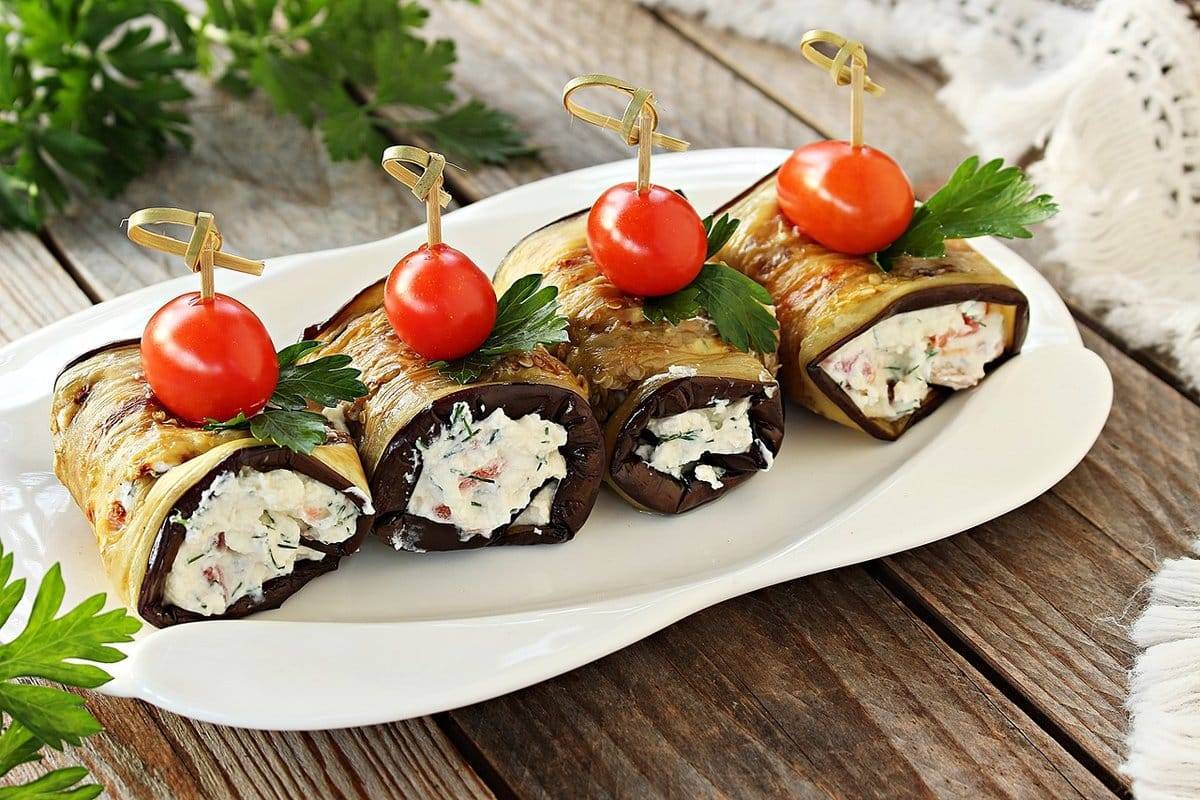 Баклажаны при грудном вскармливании: можно ли кормящей маме есть "синенькие"?