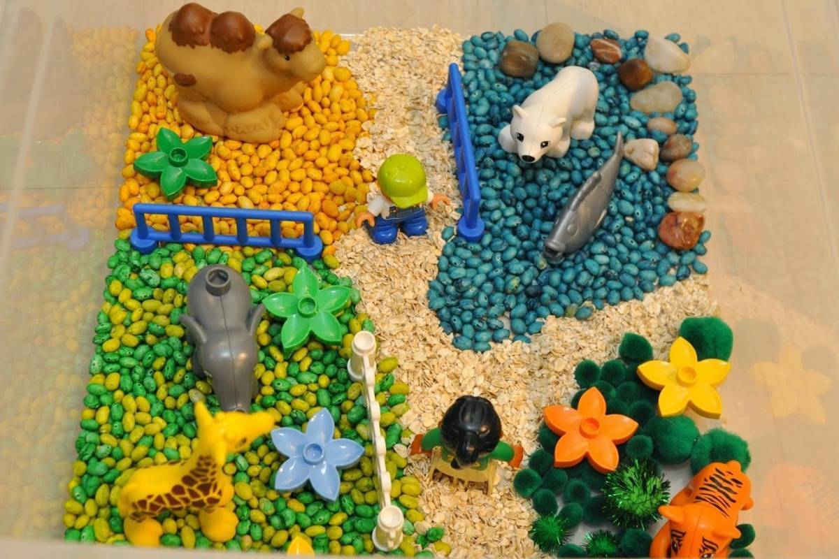 Сенсорная коробка для детей ???? своими руками: как сделать - МК с фото