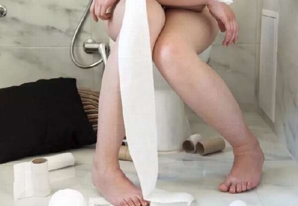 Запор после переноса эмбрионов при ЭКО: почему бывает и что делать?